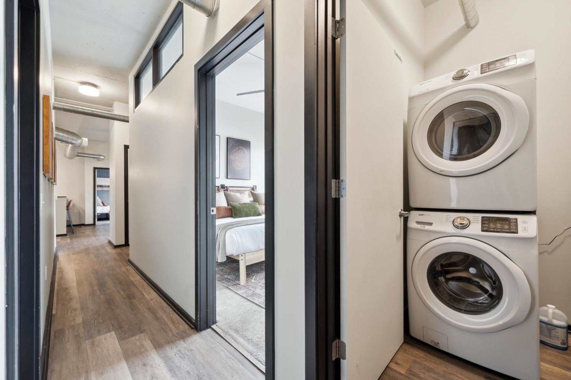Large 3Br Apts & Studios, Free Parking, Gym, Game Room فيلادلفيا المظهر الخارجي الصورة