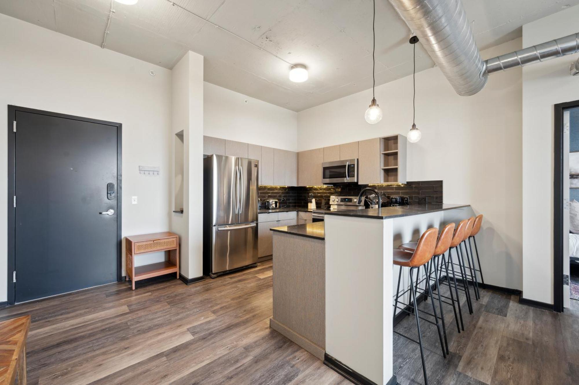 Large 3Br Apts & Studios, Free Parking, Gym, Game Room فيلادلفيا المظهر الخارجي الصورة